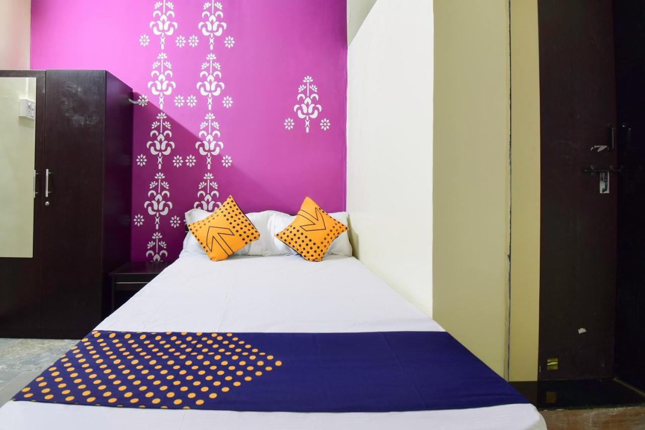 Spot On 66795 Hotel Abhijeet Otur Экстерьер фото