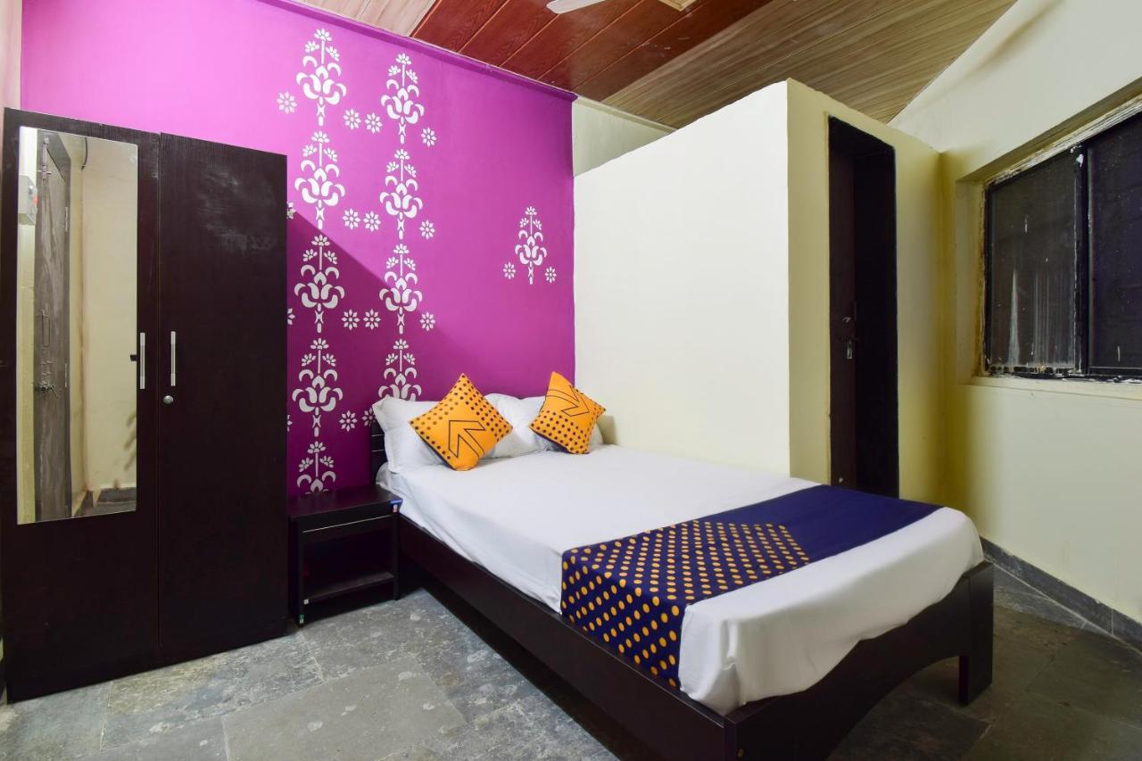 Spot On 66795 Hotel Abhijeet Otur Экстерьер фото