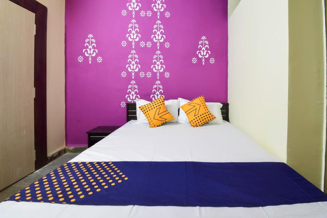 Spot On 66795 Hotel Abhijeet Otur Экстерьер фото